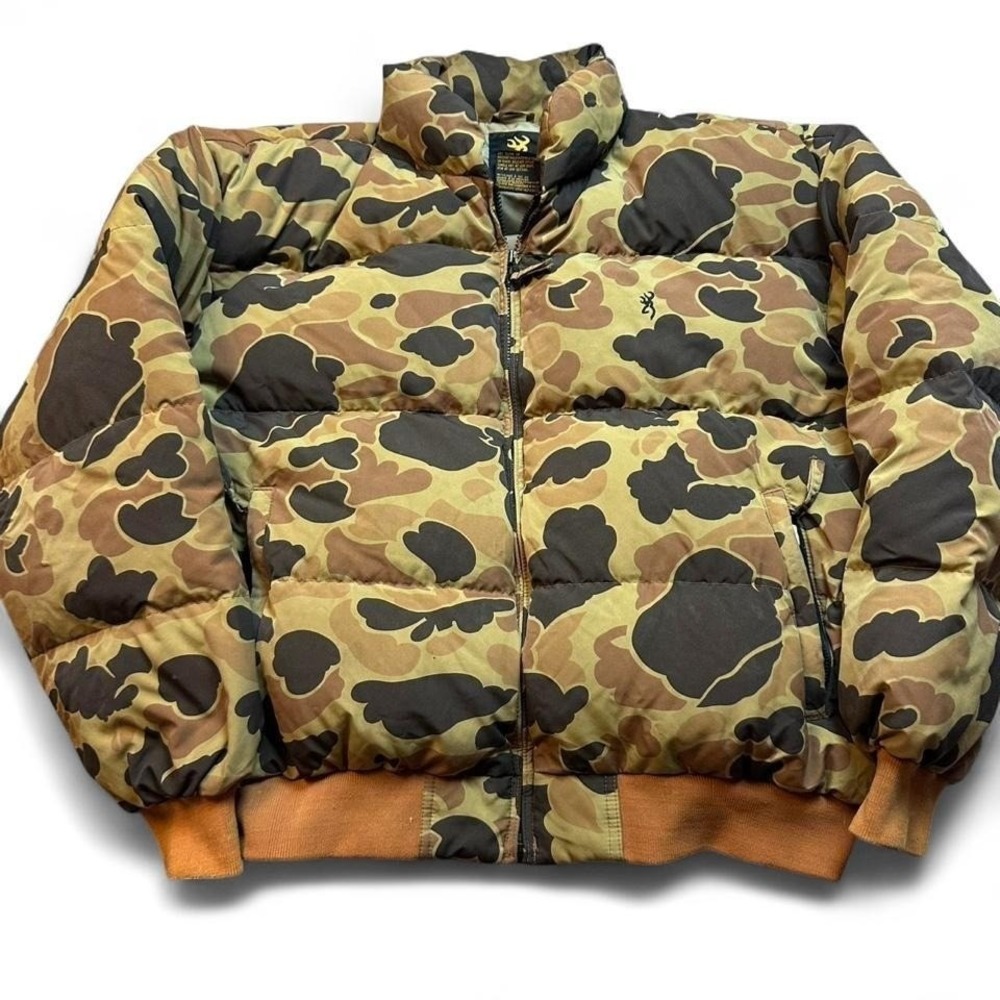 Vintage browning camouflage goose down puffer jacket tagged size XXL.